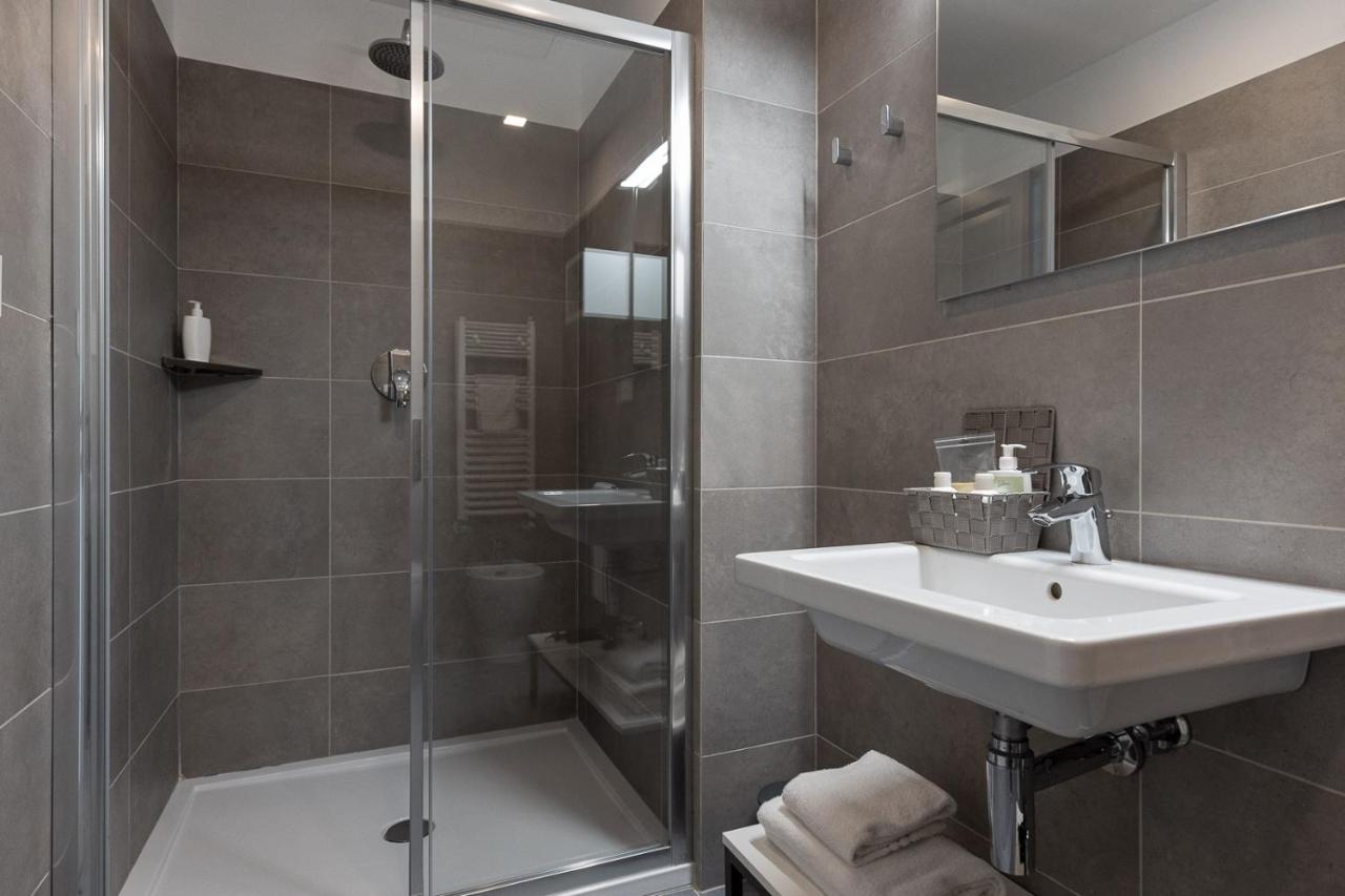 Oneweek Gaeta Suites And Apartments Esterno foto
