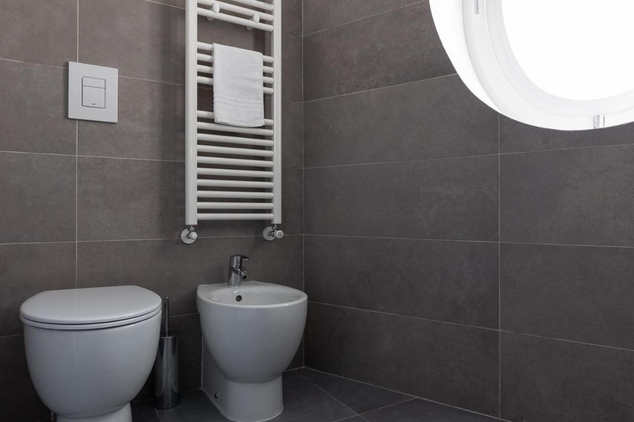 Oneweek Gaeta Suites And Apartments Esterno foto